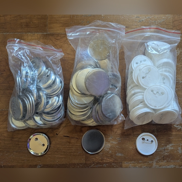 Button making machine - Picture 4 of 5